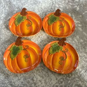 Temp-tations decorative pumpkin dessert plate 4
